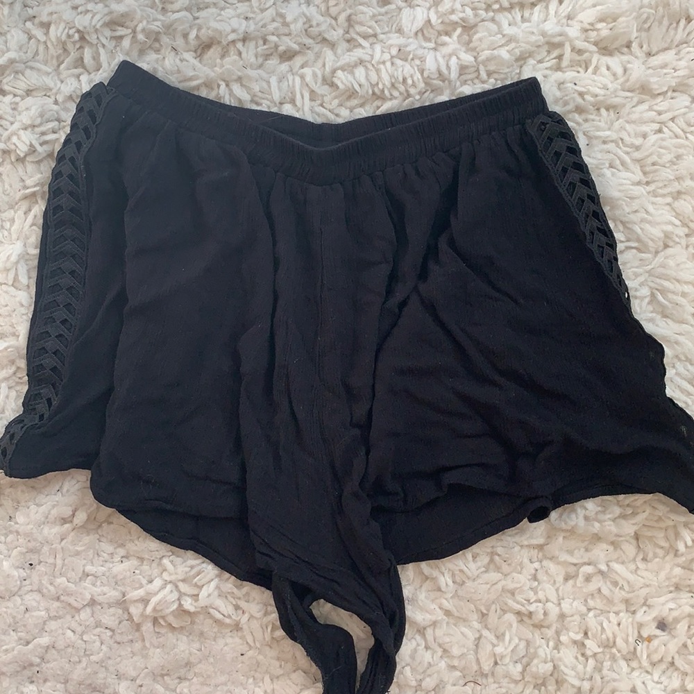 lattice side flowy shorts